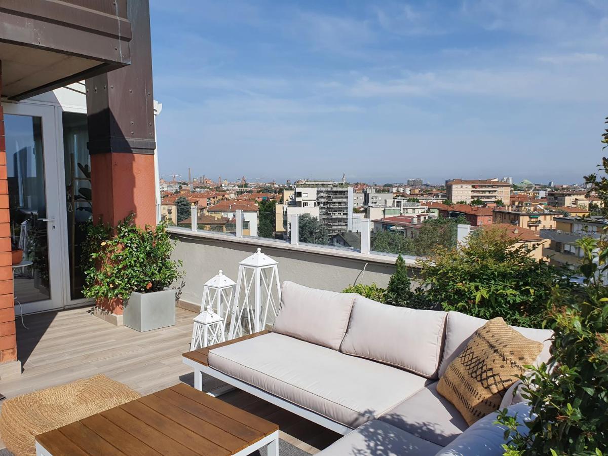 Penthouse F8 - Panoramic Terrace, View Two Towers Apartment Болоня Екстериор снимка